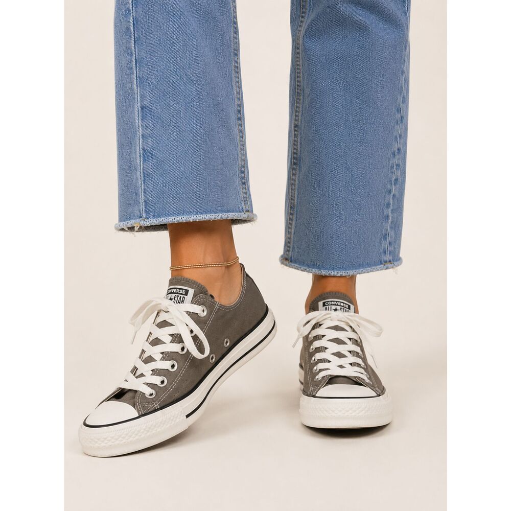 Converse Chuck Taylor All Star Low Top Gray Canvas Sneakers Mens 6.5 Womens 8.5